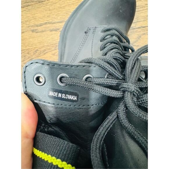 ECCO NWOB Tred Tray Black Leather Combat Boots - Picture 10 of 12